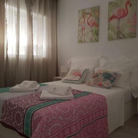 Iris Apartment ปอมบาล ภายนอก รูปภาพ