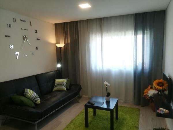 Iris Apartment ปอมบาล ภายนอก รูปภาพ