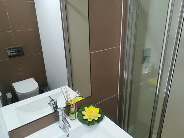 Iris Apartment ปอมบาล ภายนอก รูปภาพ